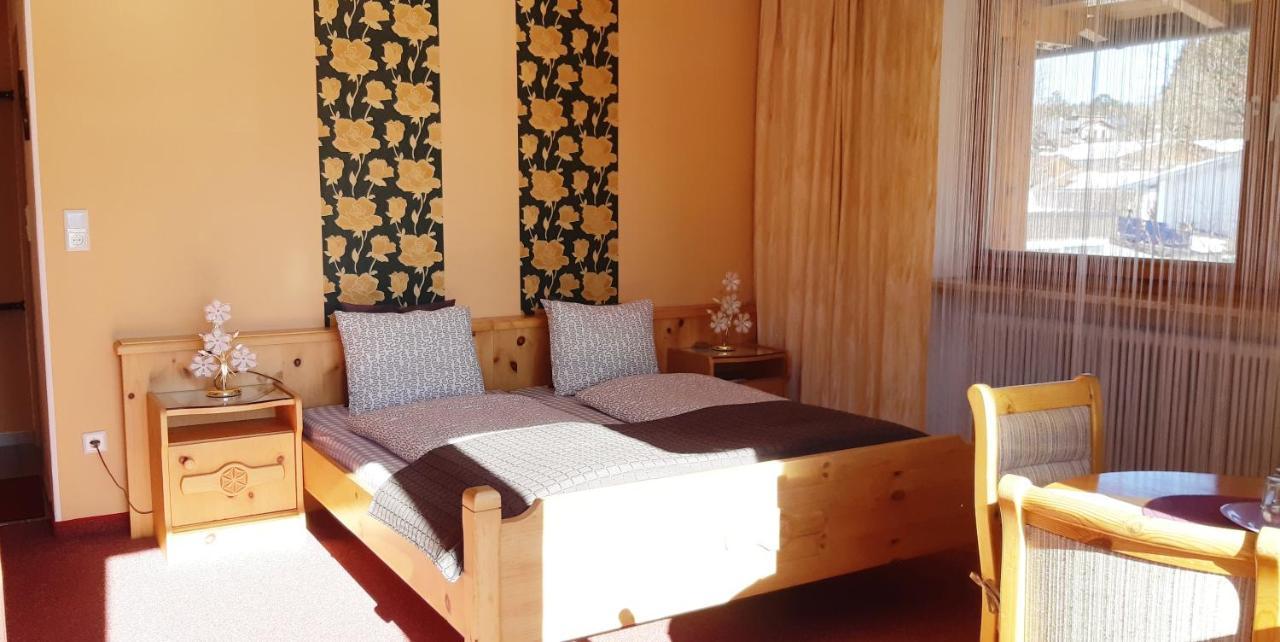 Haus Angelika - Bed & Breakfast - Innsbruck/Igls المظهر الخارجي الصورة